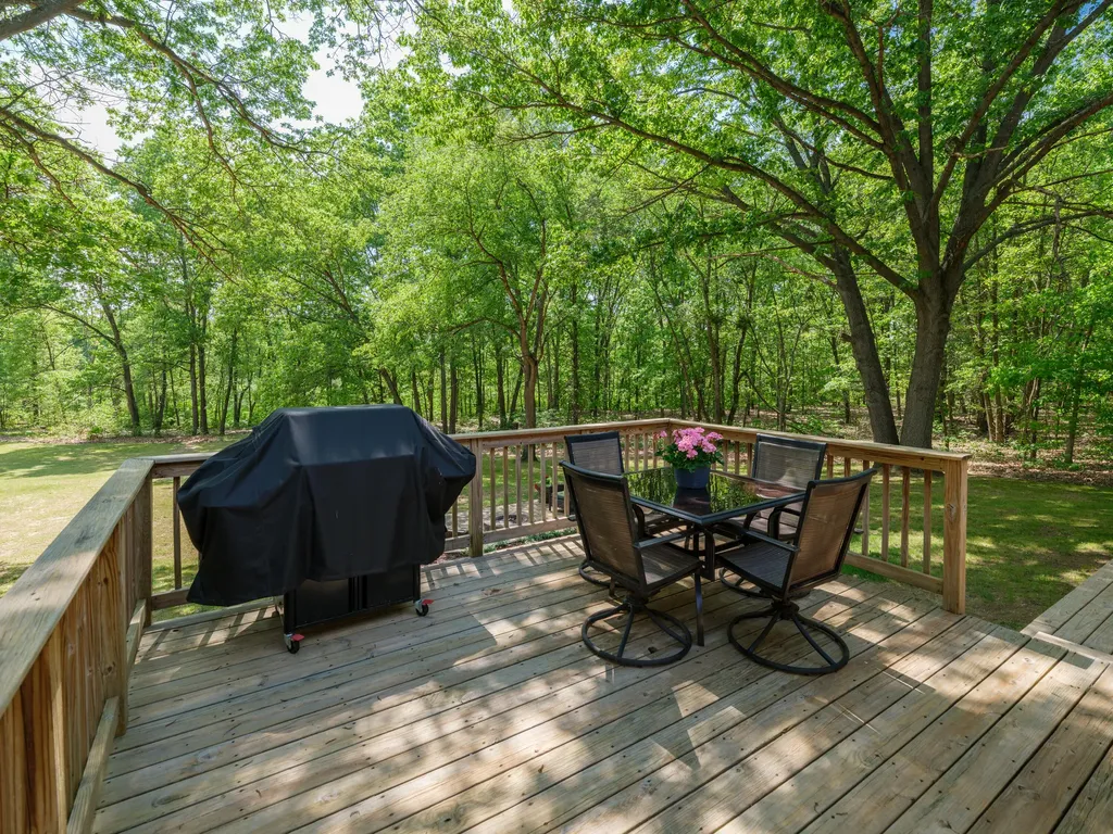 52120 Kern Drive Flowerfield Township MI 49093