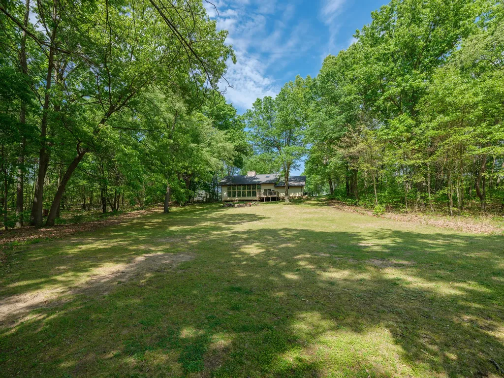 52120 Kern Drive Flowerfield Township MI 49093