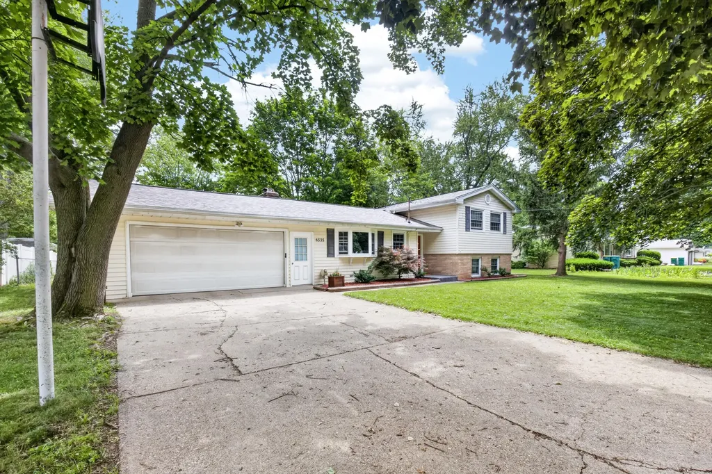 6535 Westchester Street Portage City MI 49024