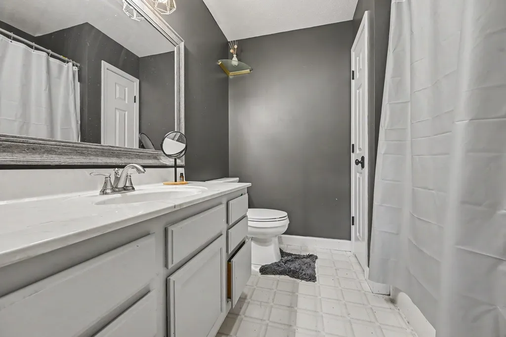 4914 Pepper Bush Lane Kalamazoo Charter Township MI 49004