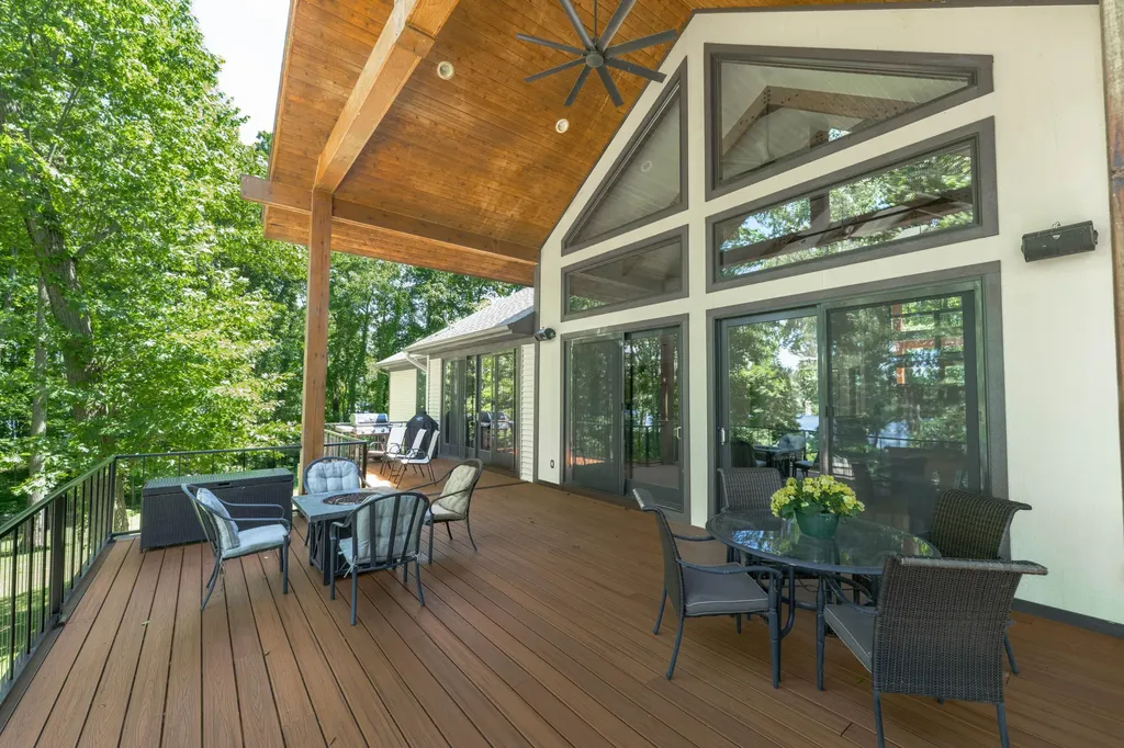 14295 Peninsula Drive Charleston Township MI 49053