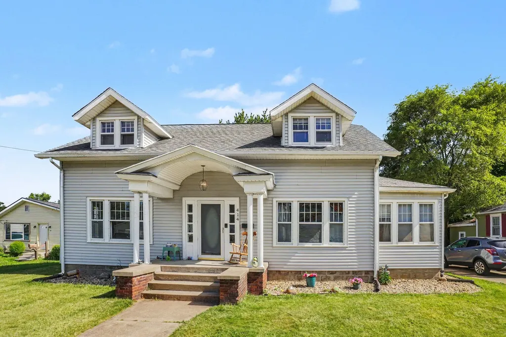 414 Surby Avenue Battle Creek City MI 49015