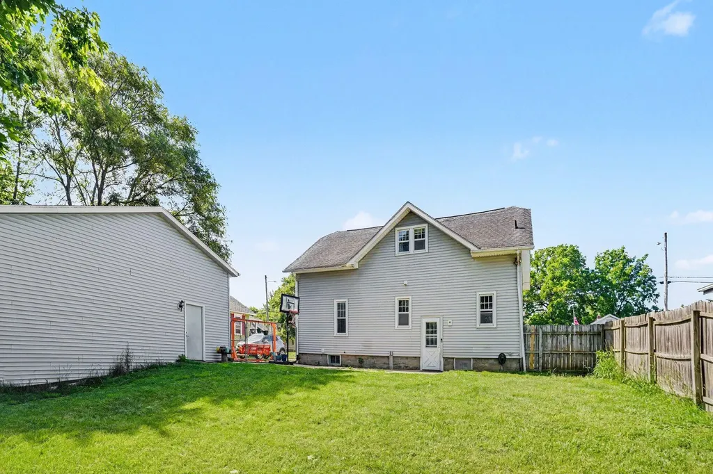 414 Surby Avenue Battle Creek City MI 49015
