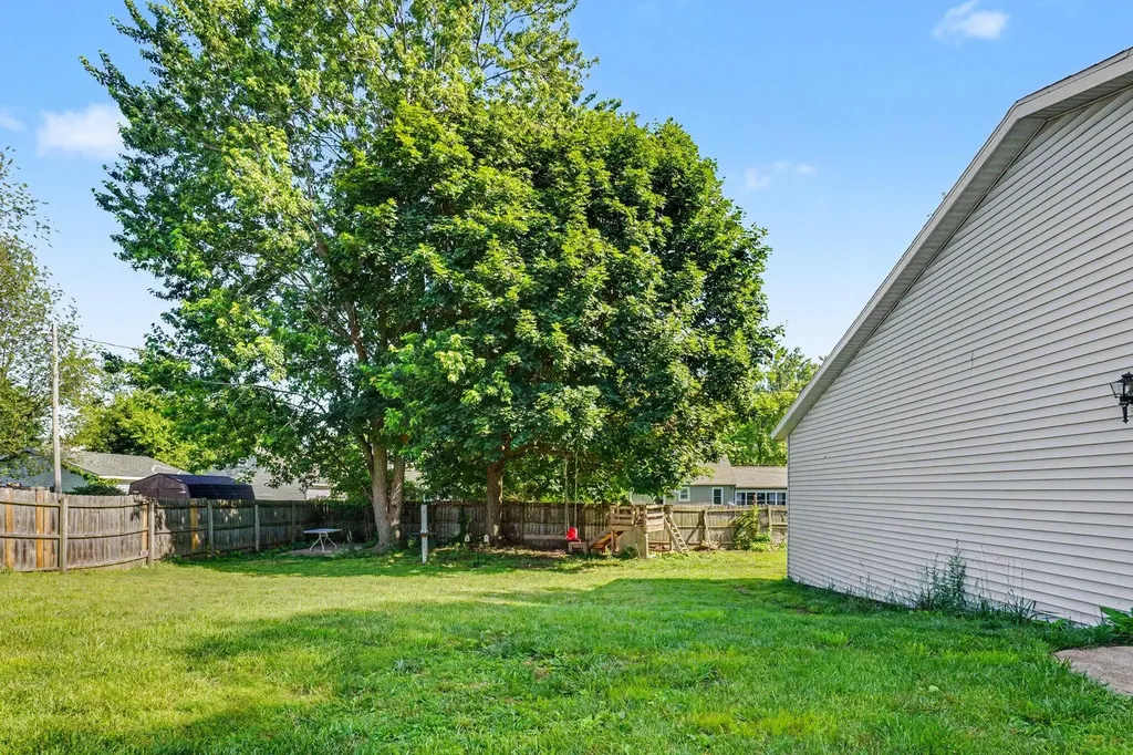 414 Surby Avenue Battle Creek City MI 49015