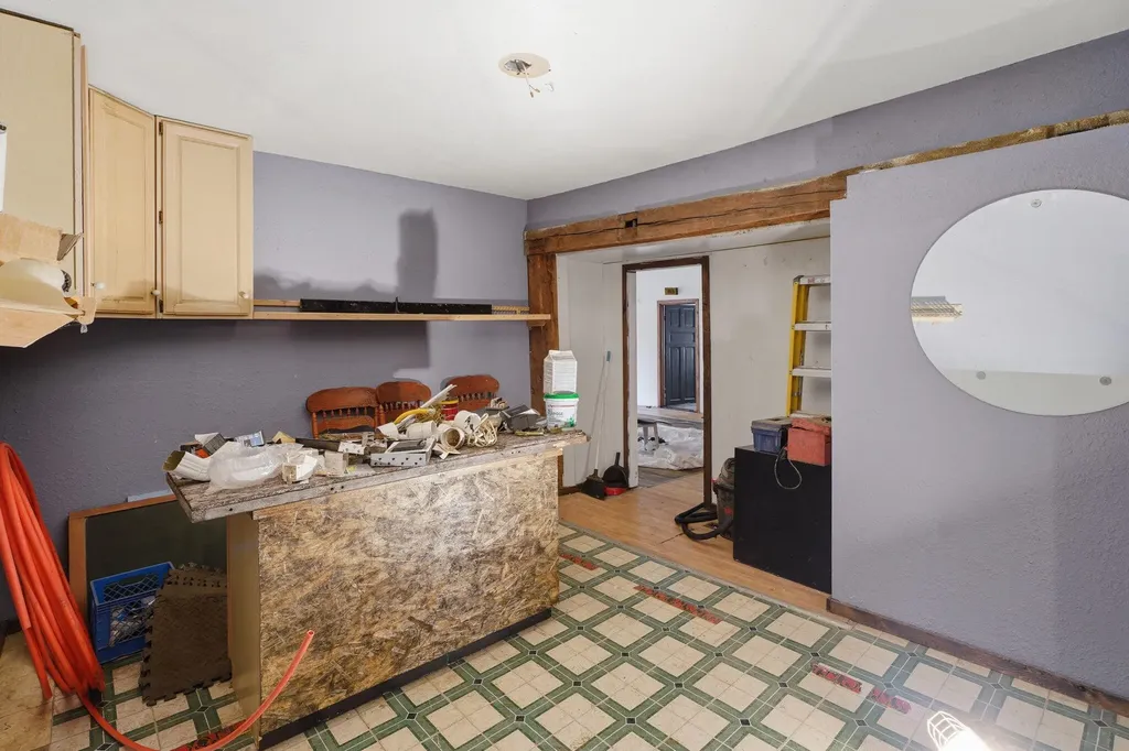 31011 M 60 Leonidas Township MI 49066