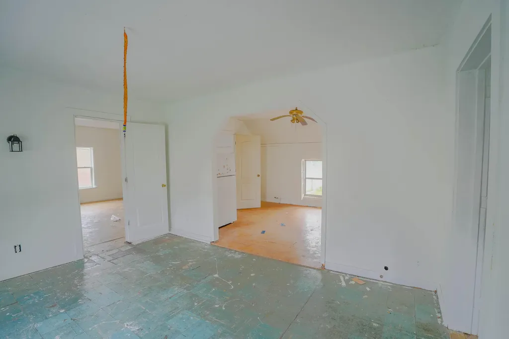 31011 M 60 Leonidas Township MI 49066