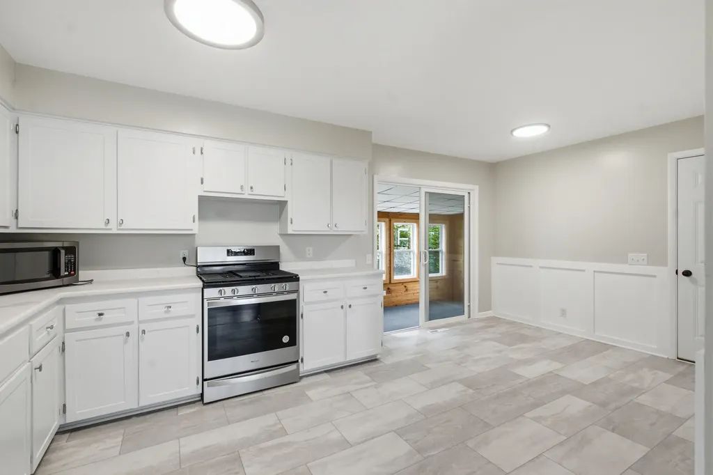 22891 French Road Mattawan Village MI 49071
