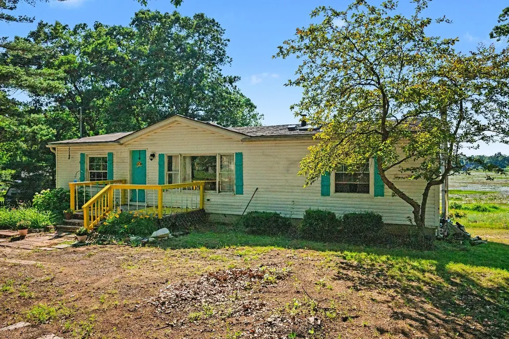 4729 118th Avenue Valley Township MI 49408