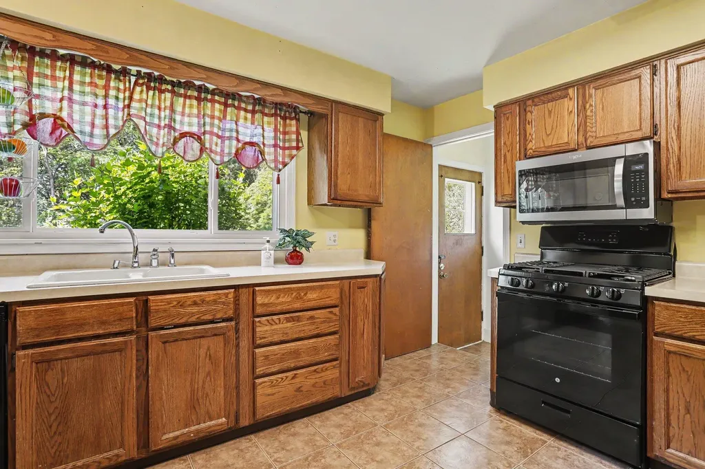 1835 Banbury Road Kalamazoo City MI 49001