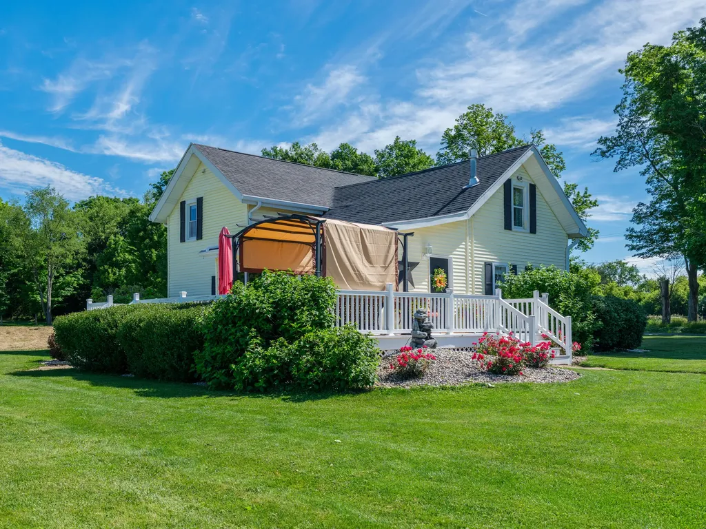 12708 S 47th Street Wakeshma Township MI 49052