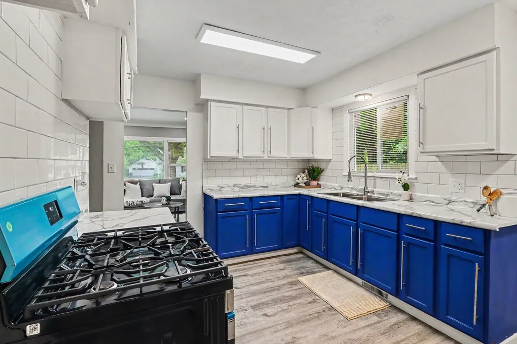 5141 N Westnedge Avenue Cooper Charter Township MI 49004