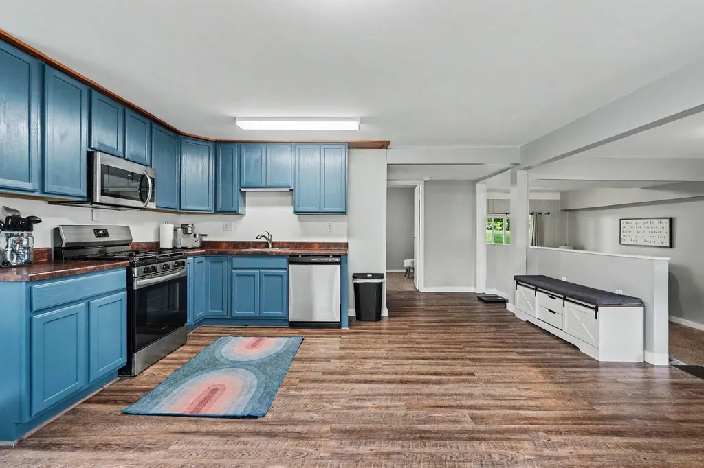 5729 N Sprinkle Road Richland Township MI 49004