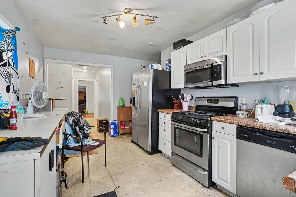 749 Hutchinson Street Kalamazoo City MI 49008