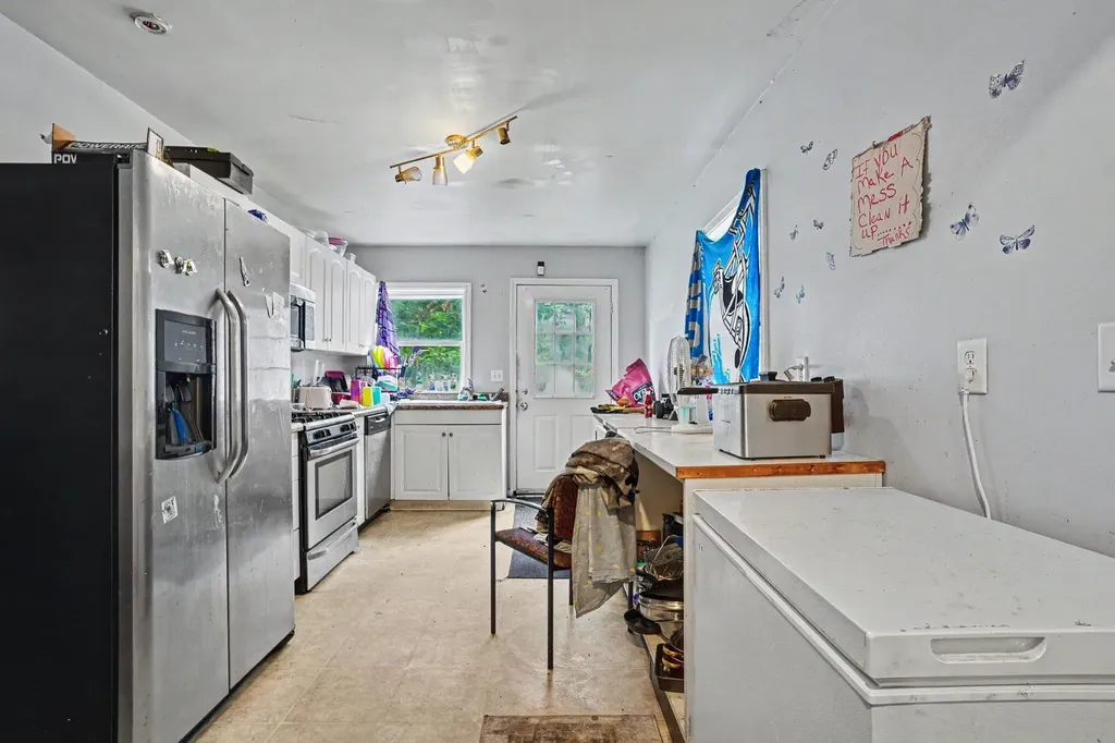 749 Hutchinson Street Kalamazoo City MI 49008