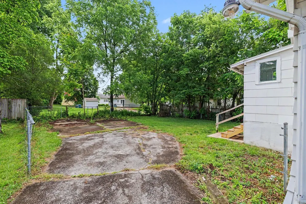 42 Grand Avenue Battle Creek City MI 49037