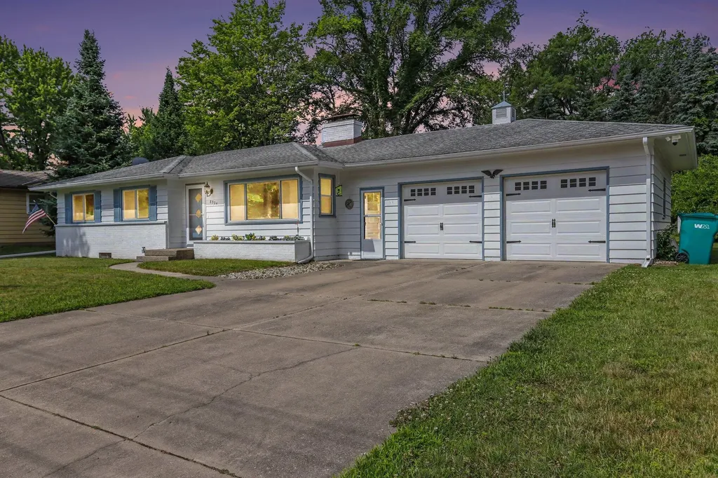 8904 Dolphin Street Portage City MI 49024