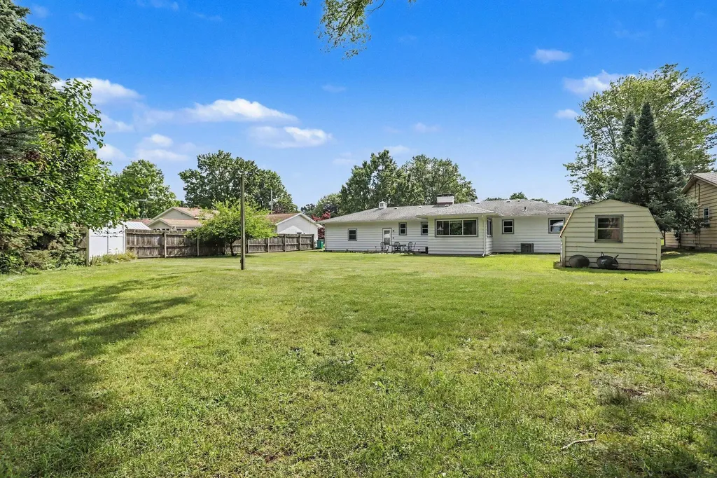 8904 Dolphin Street Portage City MI 49024