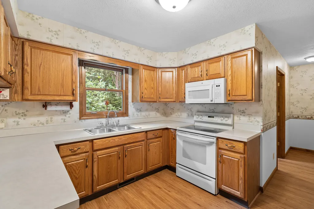 52135 Nancy Lane Mendon Township MI 49093