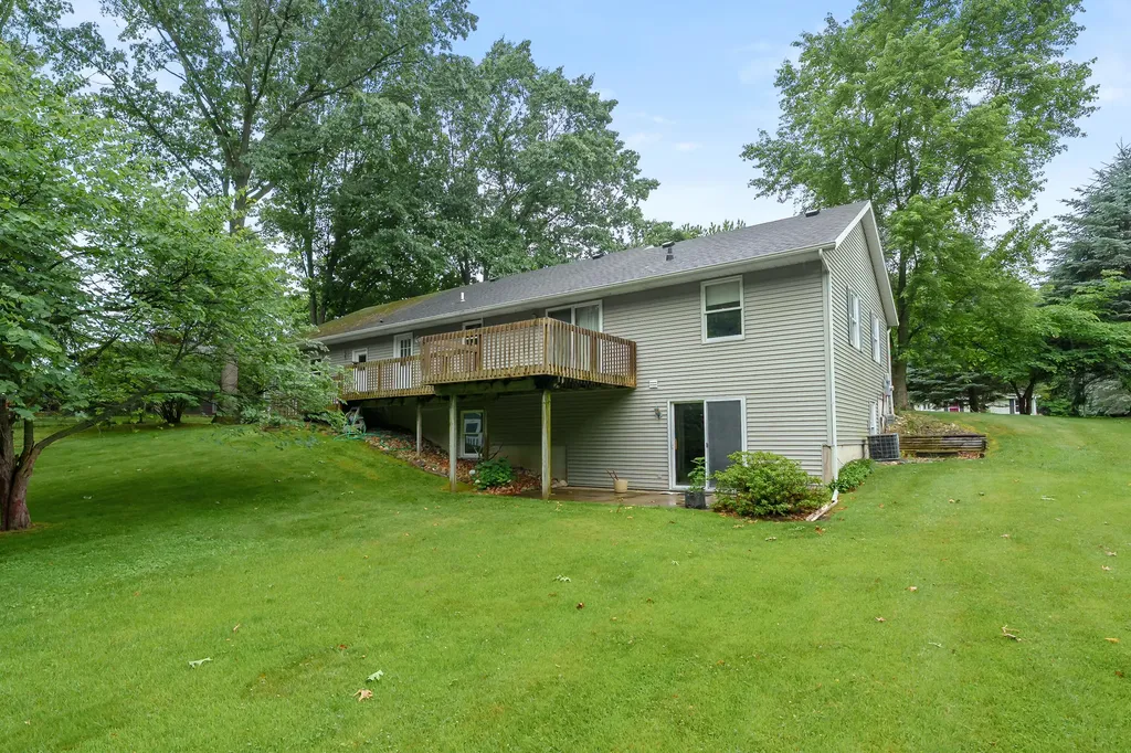 52135 Nancy Lane Mendon Township MI 49093