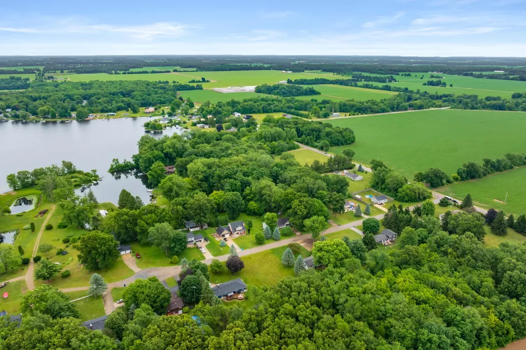 52135 Nancy Lane Mendon Township MI 49093