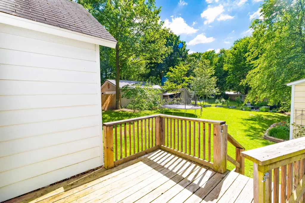 227 N Franklin Street Lawton Village MI 49065