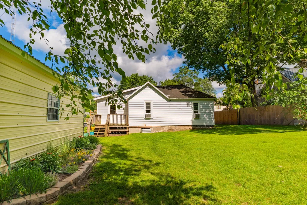 227 N Franklin Street Lawton Village MI 49065