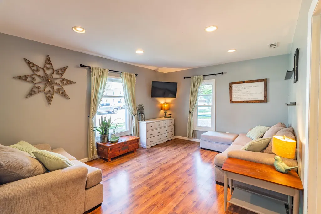 227 N Franklin Street Lawton Village MI 49065