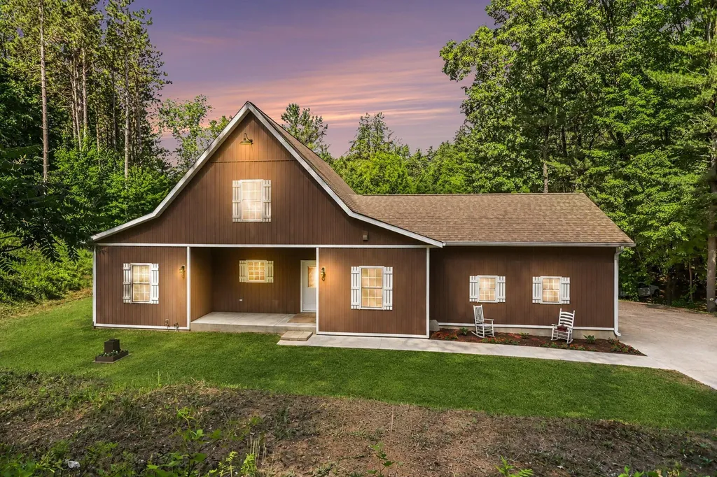 9370 Alex Drive Richland Township MI 49083