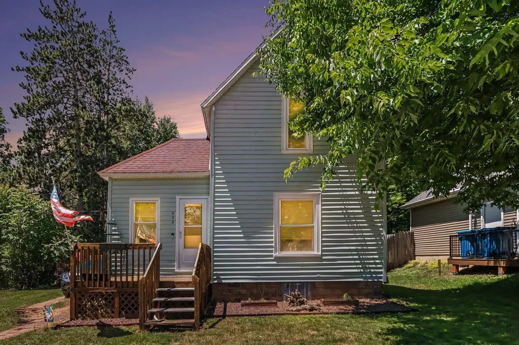 117 Knapp Street Allegan City MI 49010
