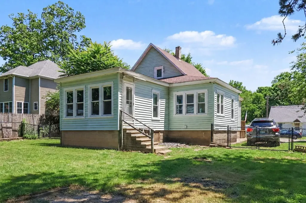 117 Knapp Street Allegan City MI 49010