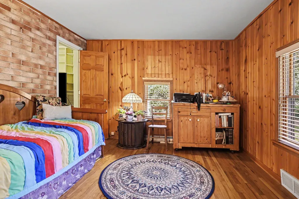 4231 S 12th Street Kalamazoo City MI 49009