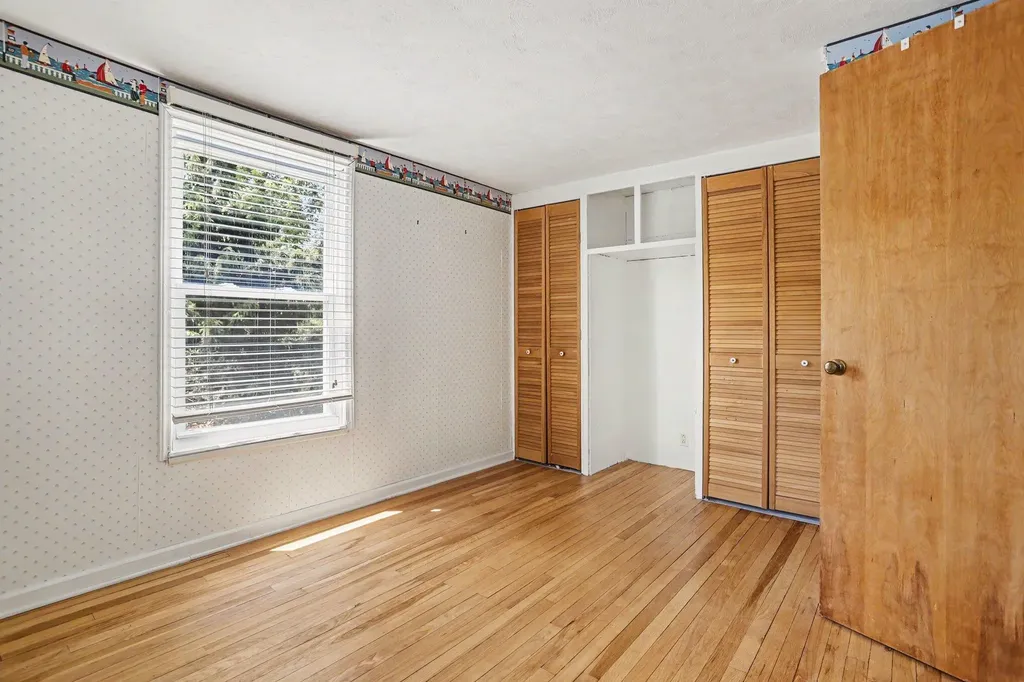 4231 S 12th Street Kalamazoo City MI 49009