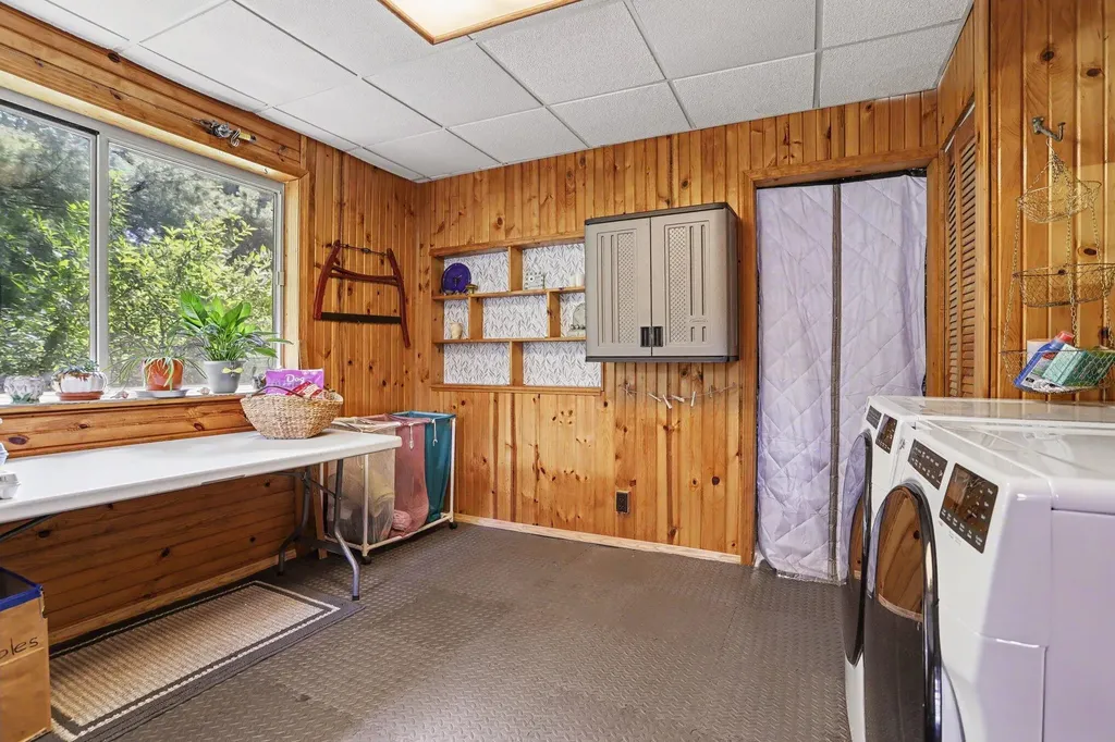 4231 S 12th Street Kalamazoo City MI 49009