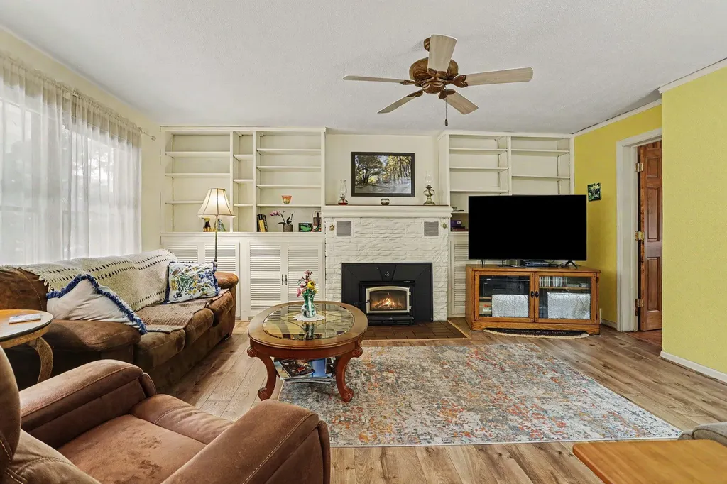 4231 S 12th Street Kalamazoo City MI 49009