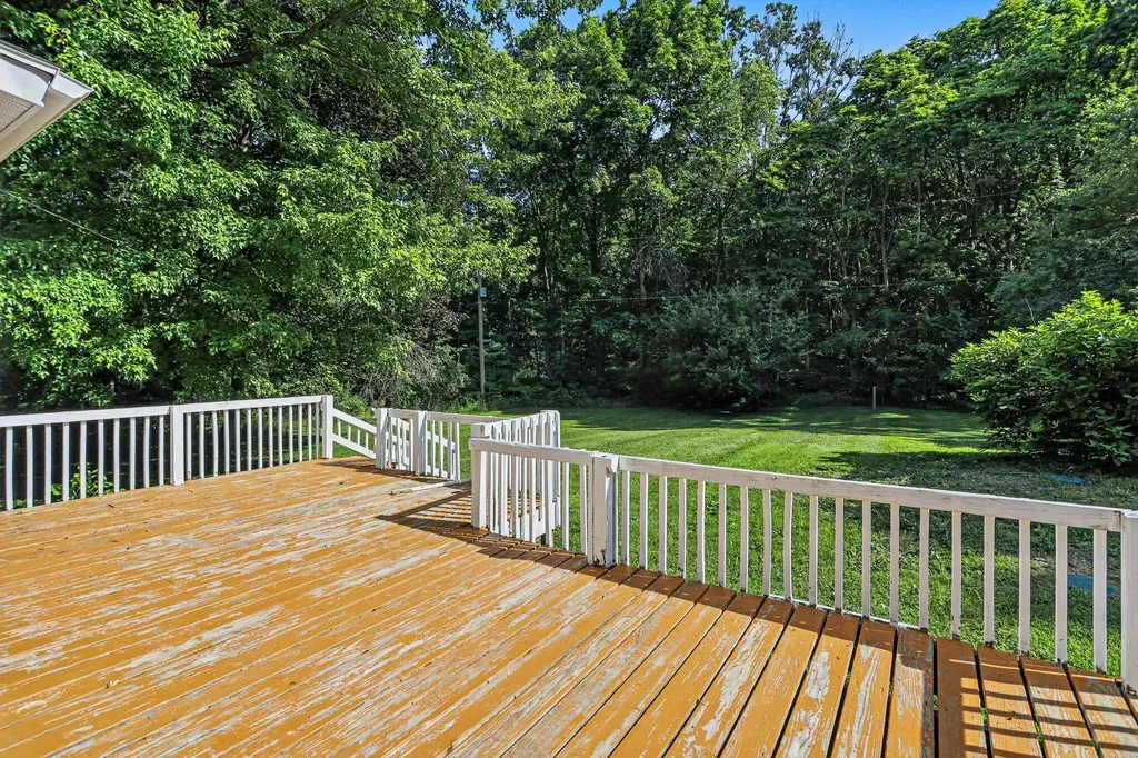 11915 E L Avenue Charleston Township MI 49053