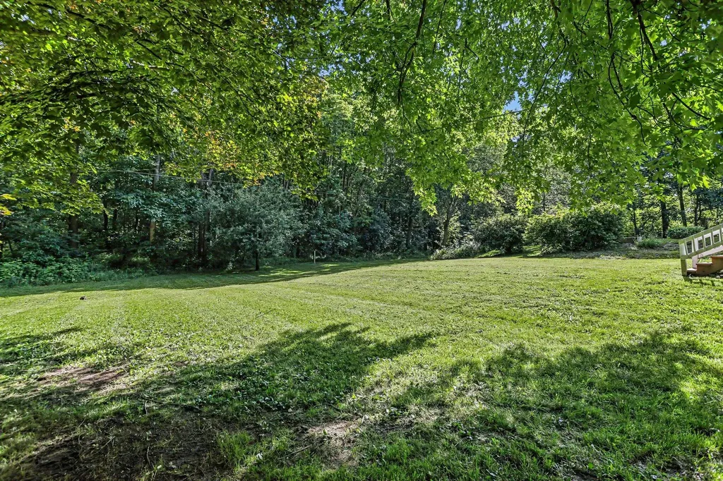 11915 E L Avenue Charleston Township MI 49053