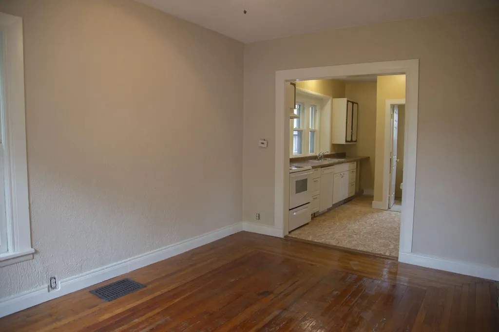 826 Normal Court Kalamazoo City MI 49007