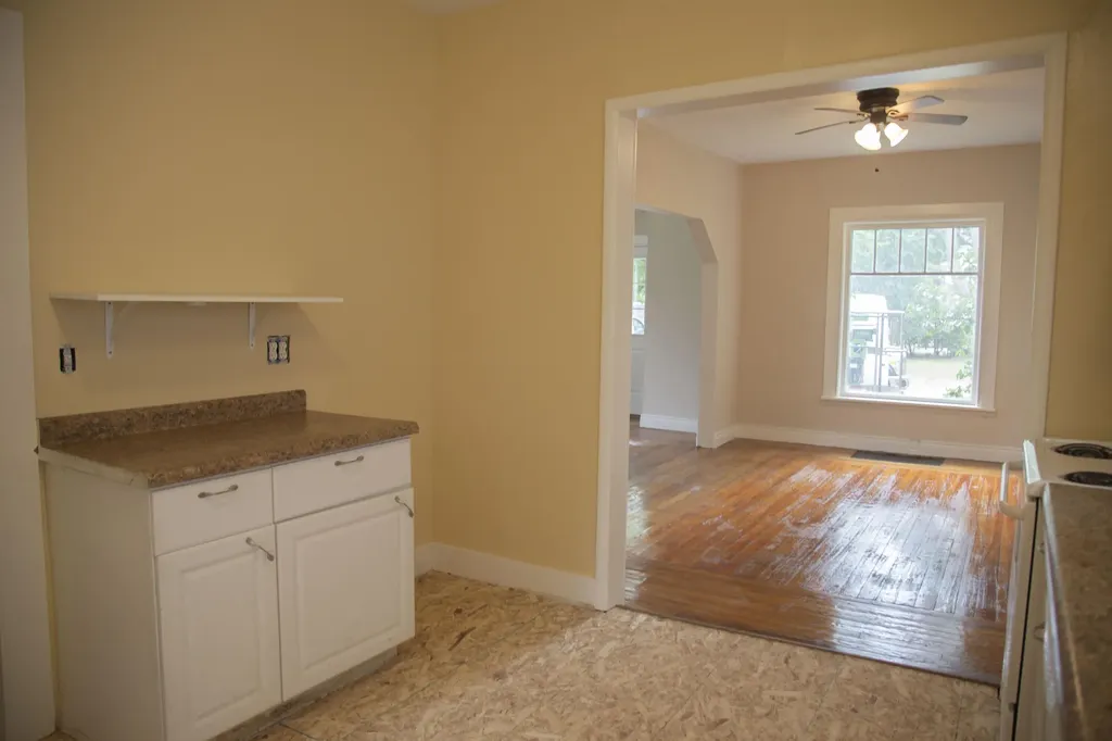826 Normal Court Kalamazoo City MI 49007
