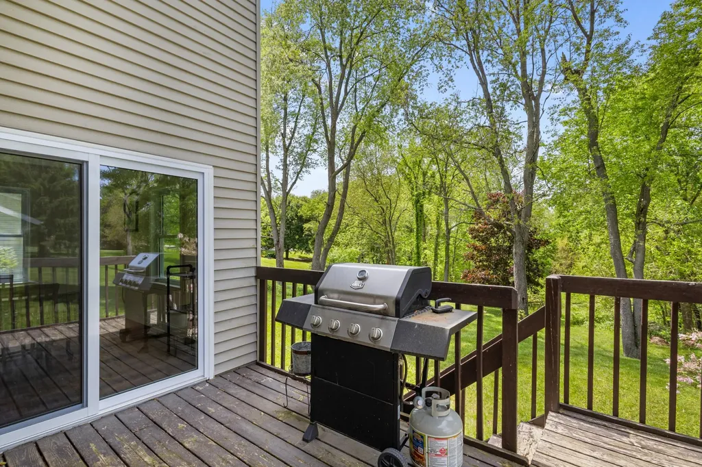 7657 Cottonwood Richland Township MI 49083