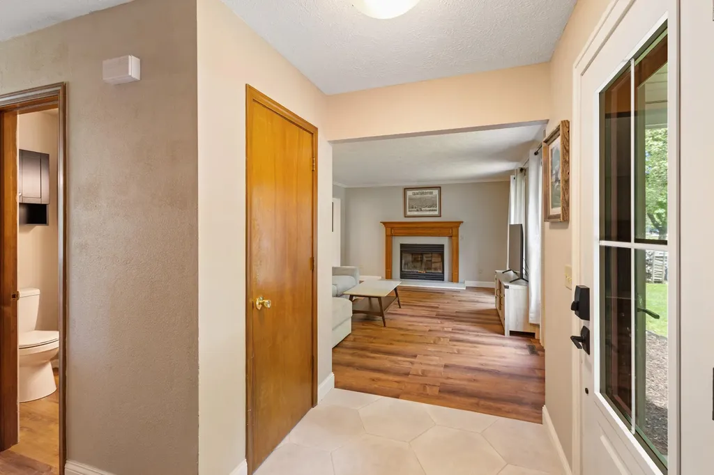 7657 Cottonwood Richland Township MI 49083