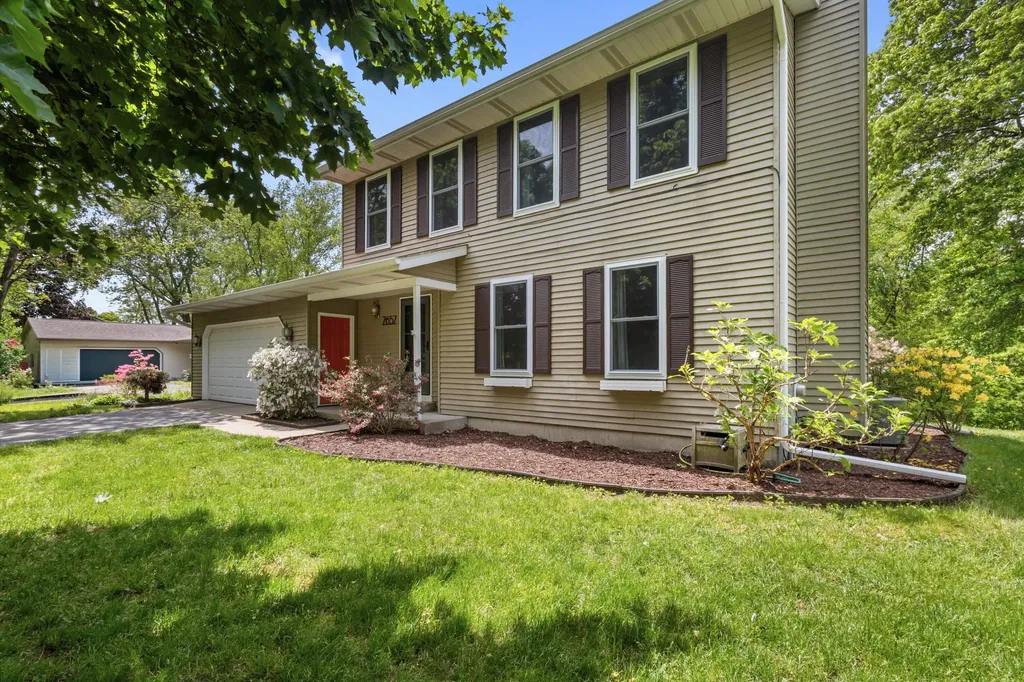 7657 Cottonwood Richland Township MI 49083
