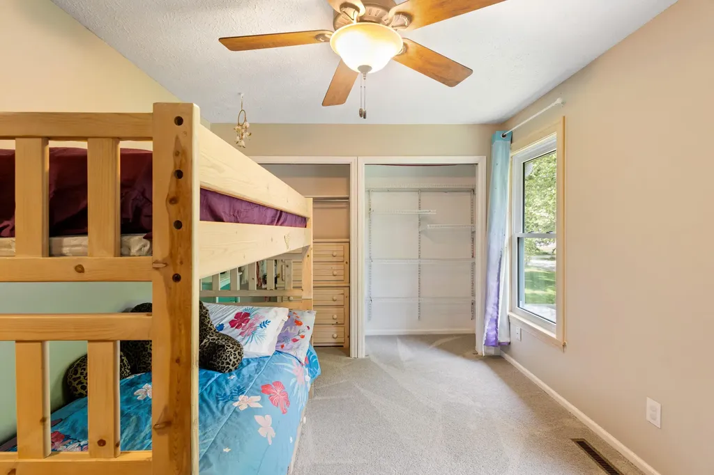7657 Cottonwood Richland Township MI 49083