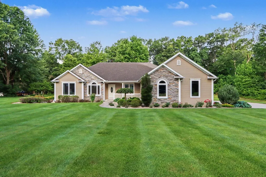 7766 5th Street Texas Charter Township MI 49071