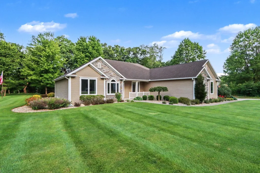 7766 5th Street Texas Charter Township MI 49071