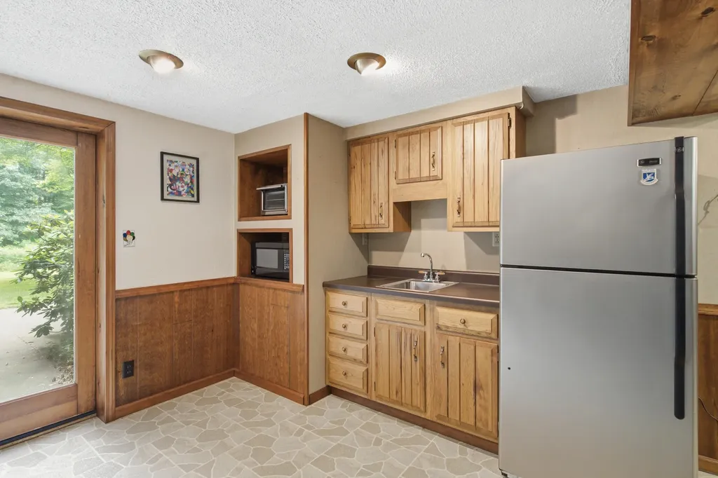 10425 E Q Avenue Pavilion Township MI 49088