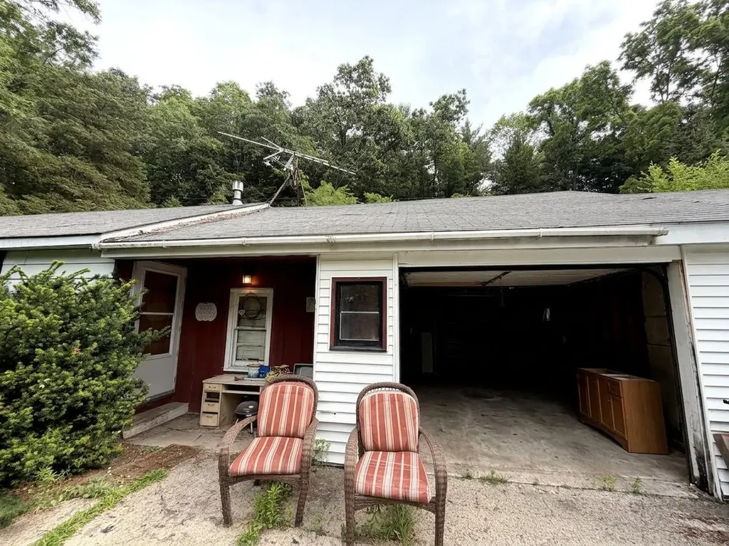 4882 W Bluewater Highway Easton Township MI 48881