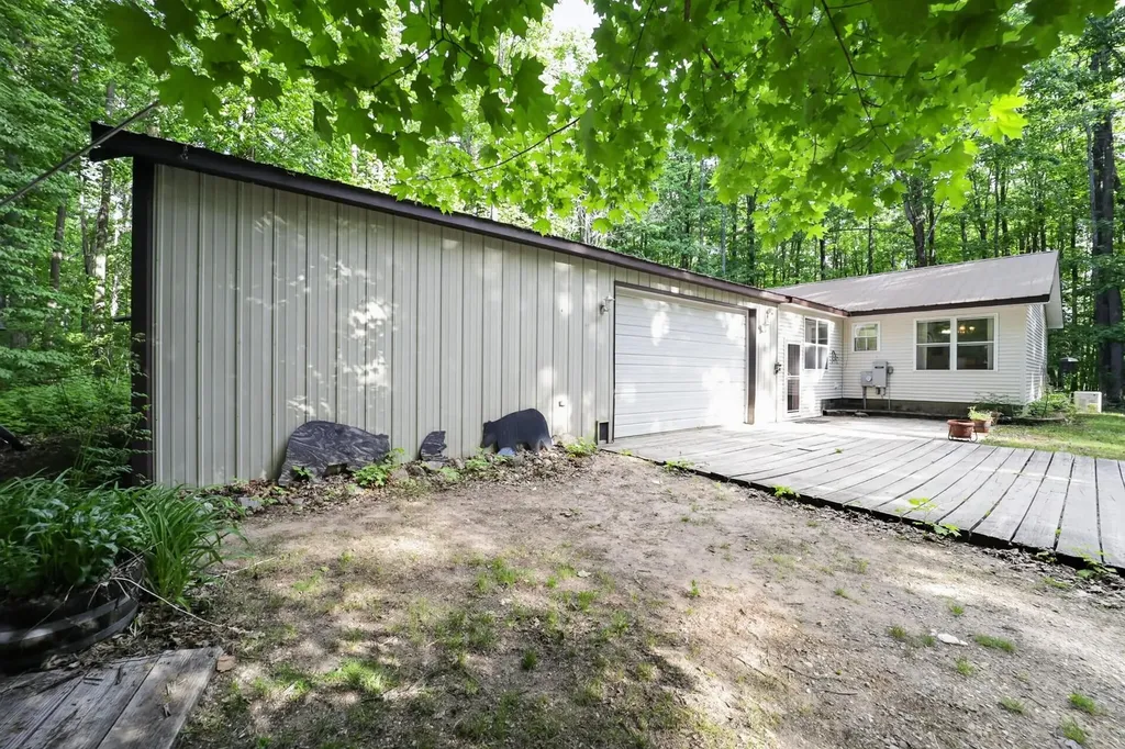4087 Hillandale Circle Star Township MI 49730