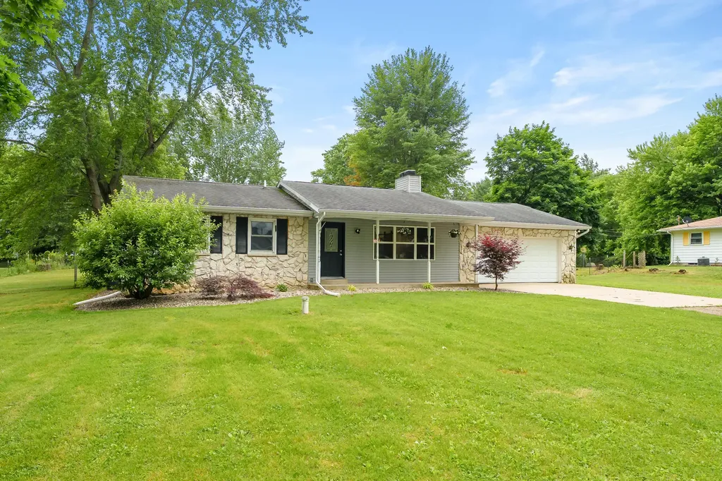 4582 E Y Avenue Schoolcraft Township MI 49097