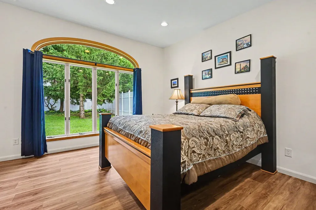 3923 Devonshire Avenue Kalamazoo City MI 49006