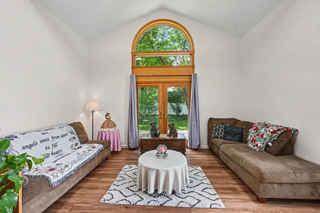3923 Devonshire Avenue Kalamazoo City MI 49006